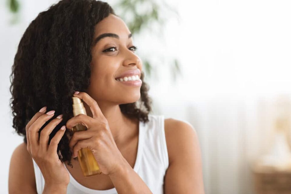 How to Get the Smell of Smoke out of Your Hair and Freshen Your Hair