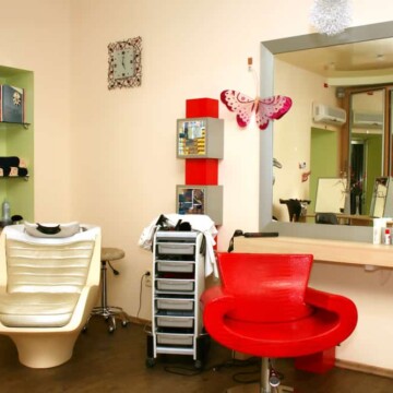 Interior photo of Fantastic Sam's hair salon business brand during one of our on-site visits of this fantastic complex.