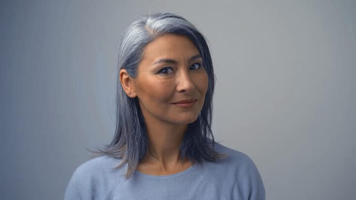 Removing Hair Color To Go Grey At Home: DIY How To Guide