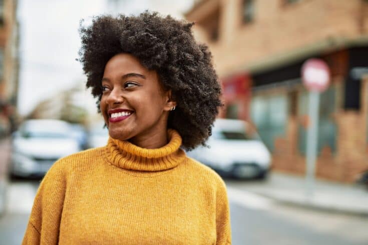 How to Blend Gray Hair With Dark Brown Hair at Home