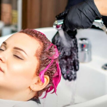 How to Remove Hair Dye From Sink