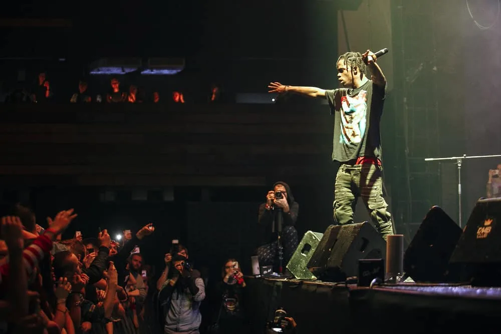 Travis Scott, the American rapper, with his trademark knotless Travis Scott braids.