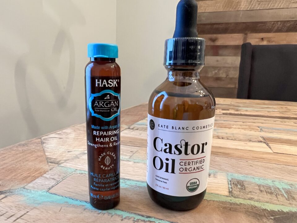 Castor Oil vs. Argan Oil for Hair A Close Look at Both Oils